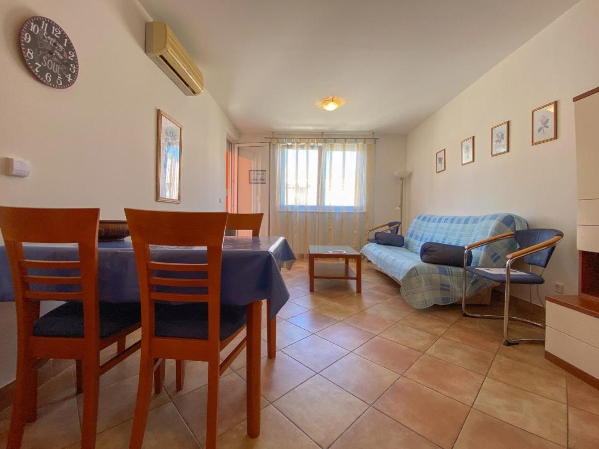 Vesna S Apartment Novigrad Istria Esterno foto