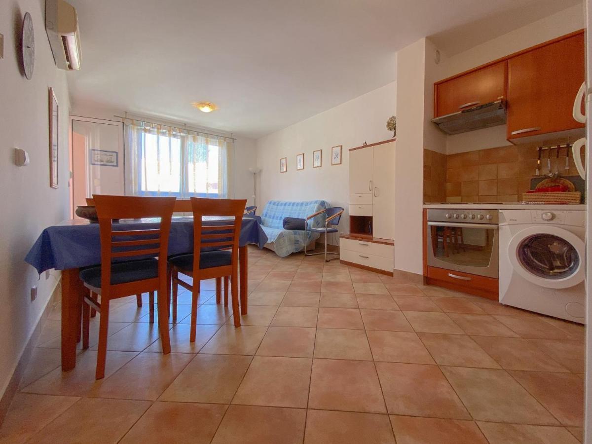 Vesna S Apartment Novigrad Istria Esterno foto